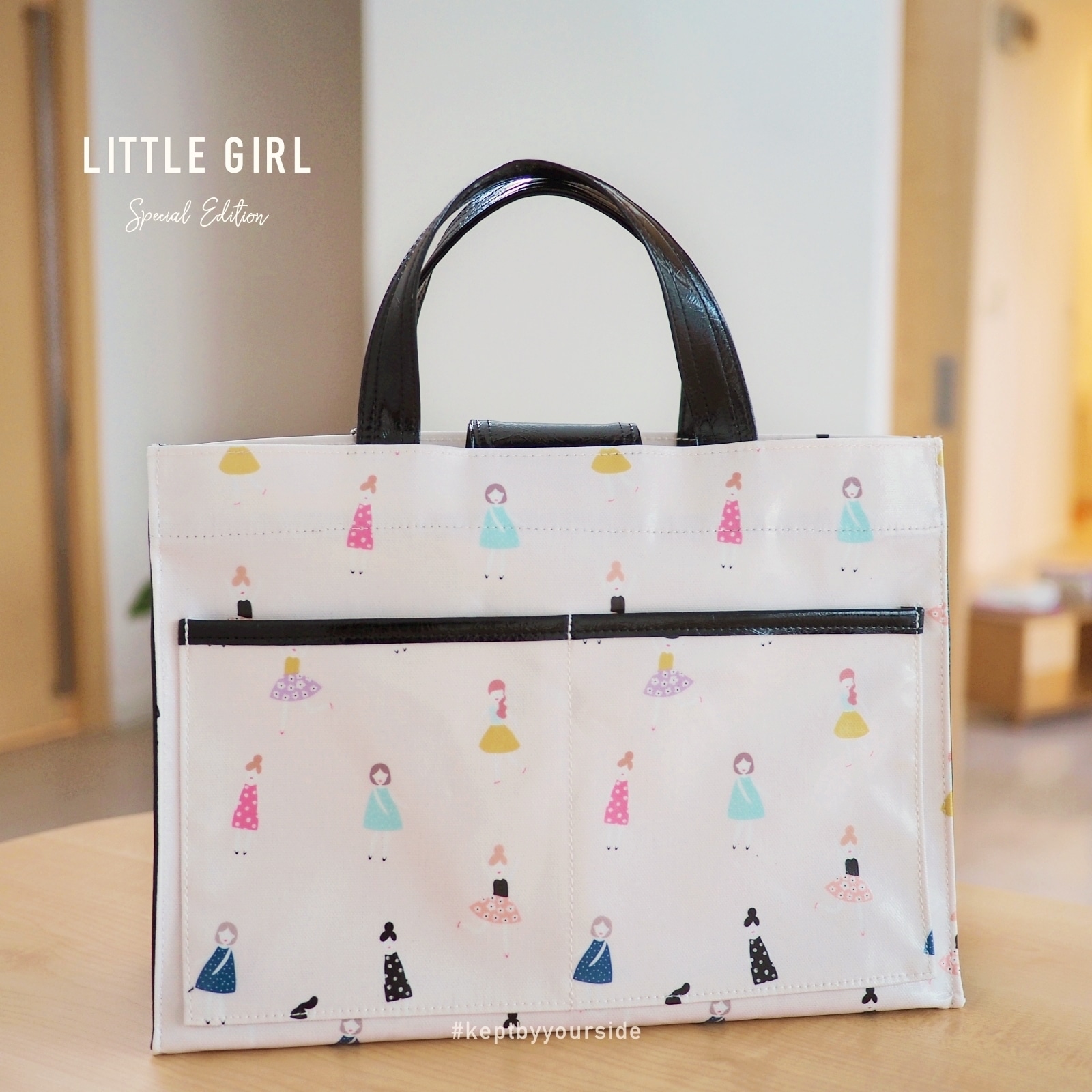 ภาพแสดงช่องแบ่งภายในกระเป๋า Cozy Urban