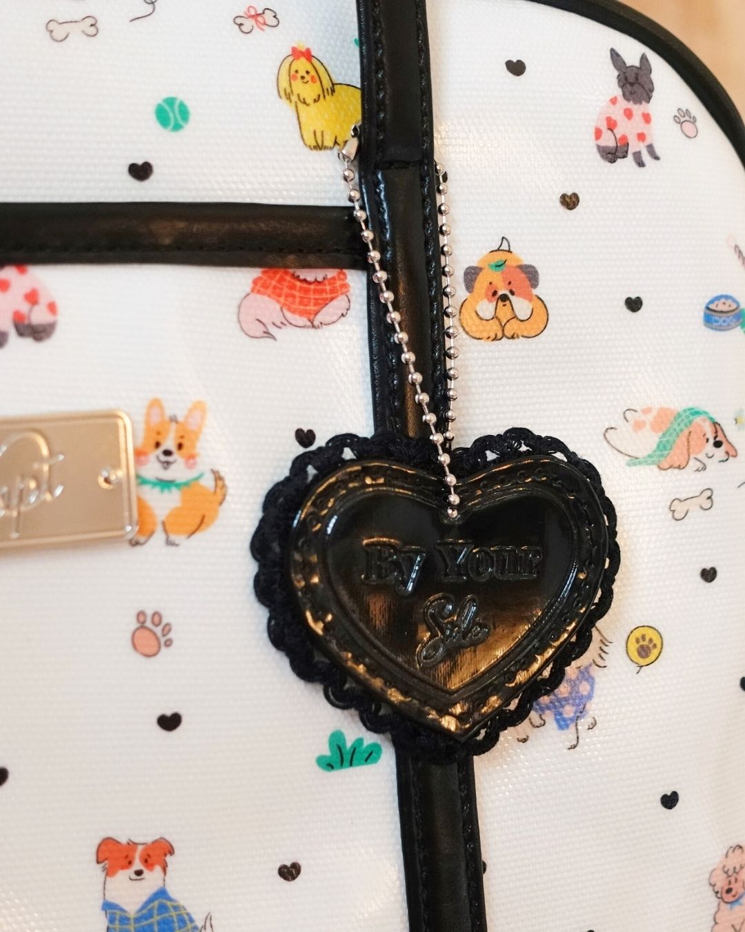 Wiggly Heart dot - 27